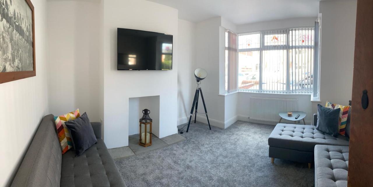 Bessie House 3Bed Sd With Parking Racecourse Goffs Eco Power Stadium A1 M18 M1 M62 Doncaster Exterior photo